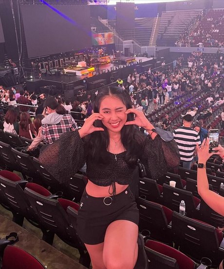 nininplays high quality pornstar gallery