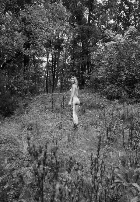 Merel Van Der Wouden adult model galleries