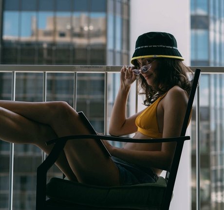 Dev Lemons art actress photos