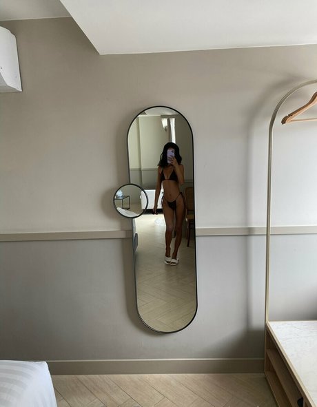 yolandaaa sm pornstar top photo