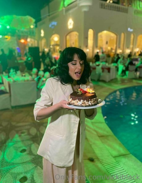 vickiblack naked star pics