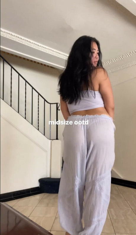 chloroblasts nudes actress pic