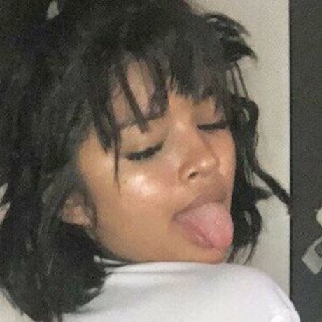 Karen Silva model hot photo