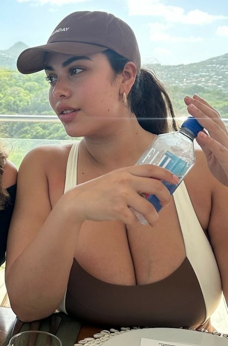 Shay Zanco star sex photo