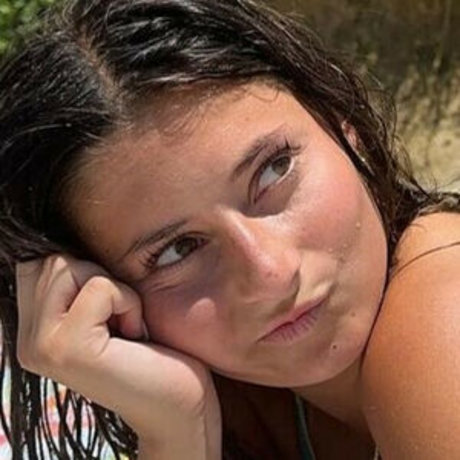 Meena Shahri adult actress photos