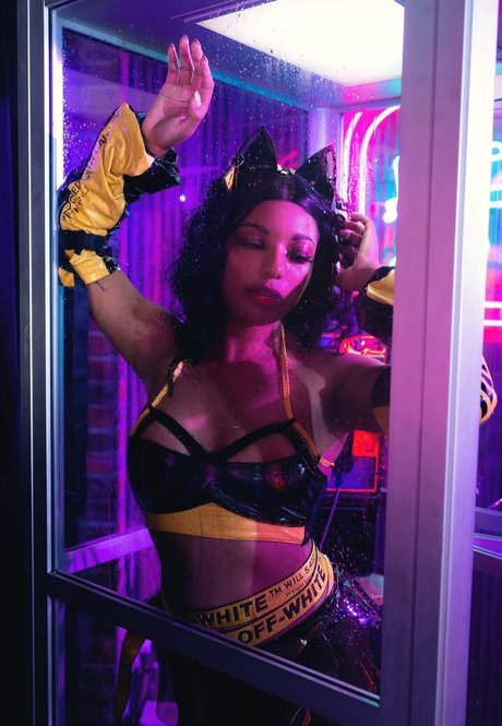 Mica Burton best star pictures