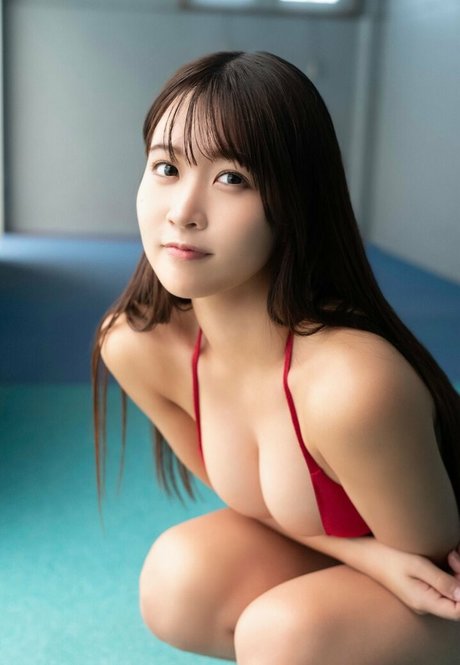 Miyuka Minami sexy actress img