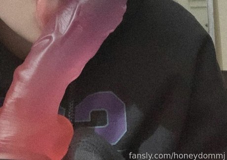 honeydommj model nice pics