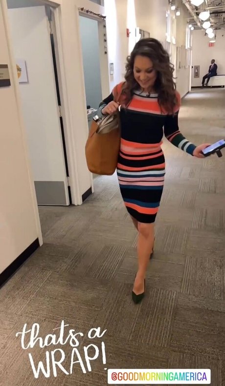 Hot News Weather Babes star erotic picture