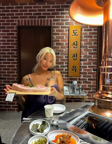 Lee Jaebeol model sexy photo