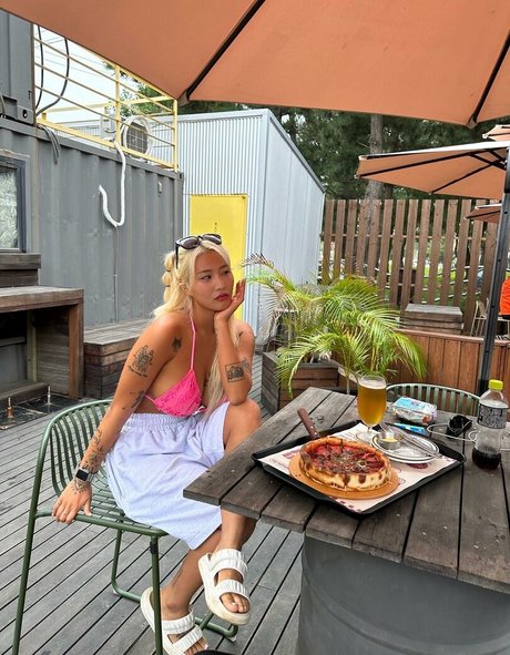 Lee Jaebeol high quality pornstar photo