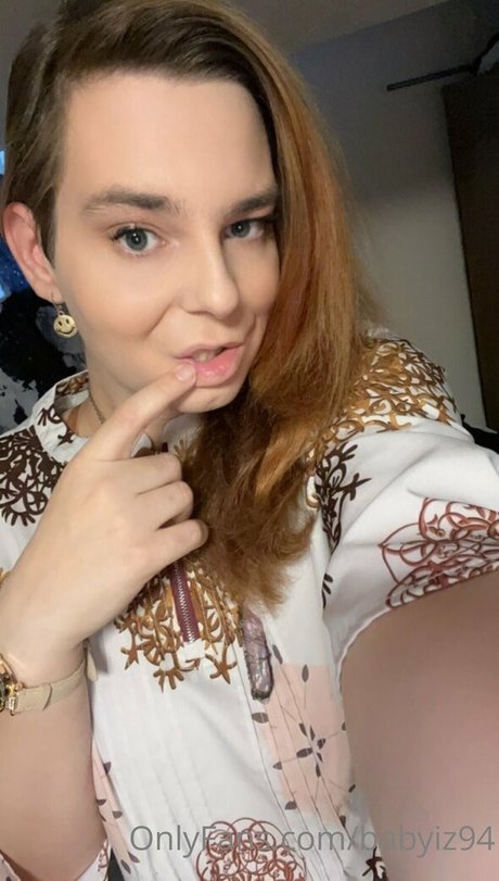 babyiz94 nude actress image