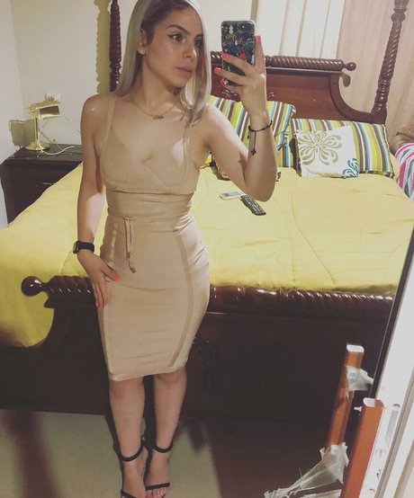 Solibeth Brito nice model pictures