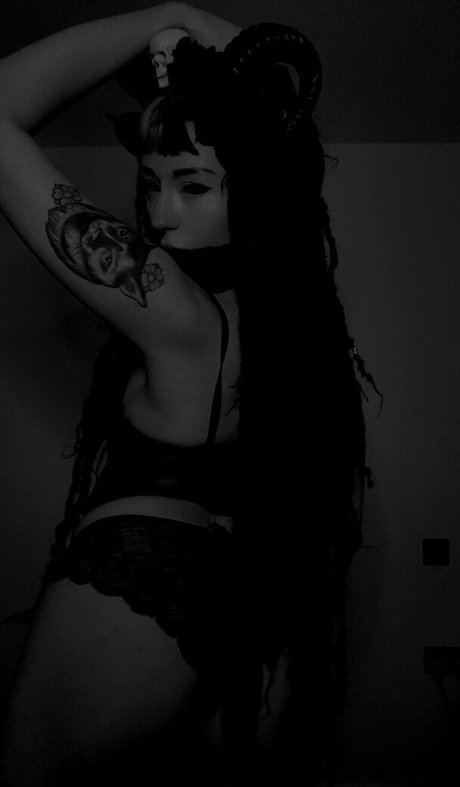 Almalexia porn star img