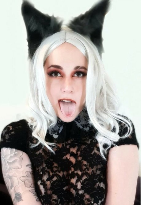 Salunes secret beautiful pornstar archive