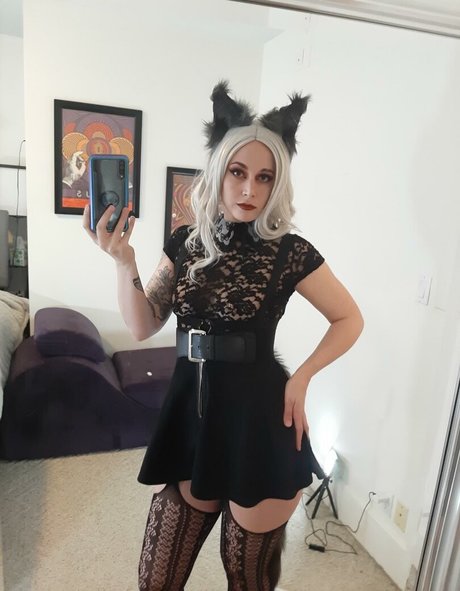 Salunes secret erotic model galleries