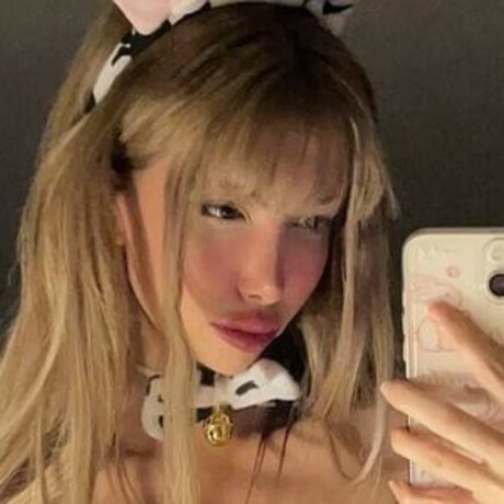 kardelexuwu beautiful actress images