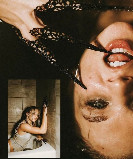 Julia Hart star top image