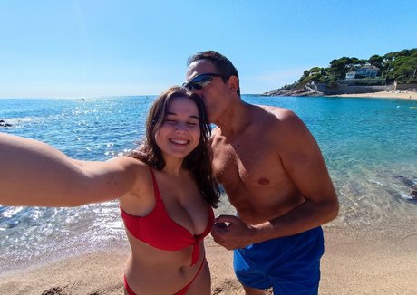 supermire erotic model pic