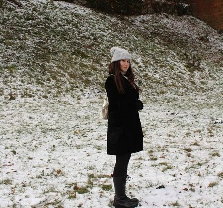 supermire model naked pic