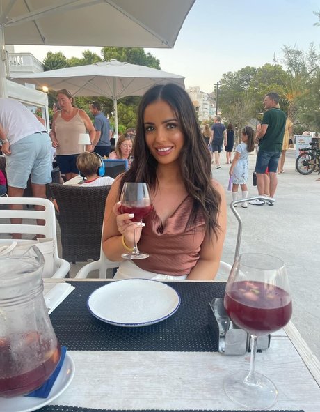 Megan L model sexy pictures