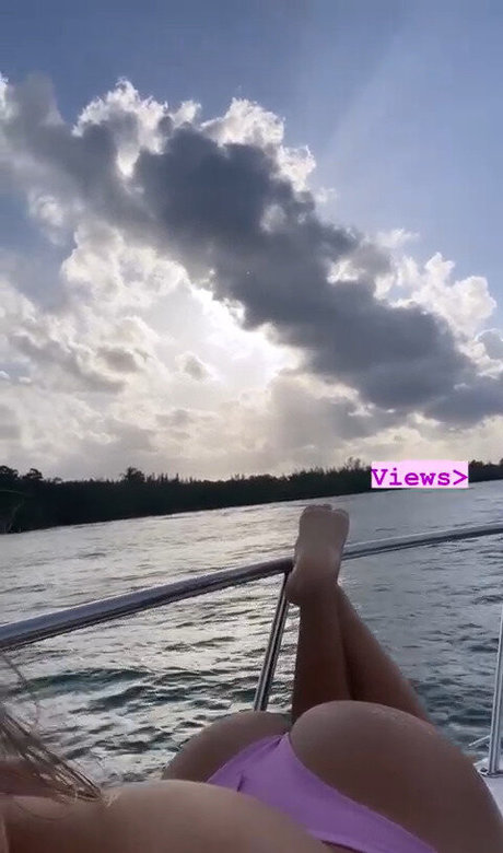 huge anal dildo onlyfans naked image