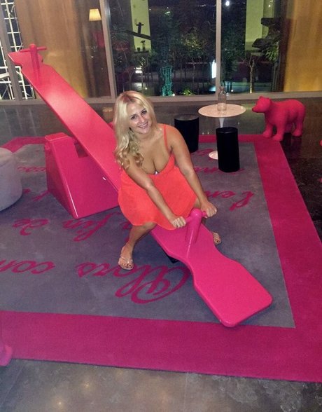 Jackie K naked model gallery