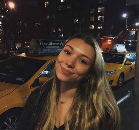 Sara Brooks Quick photo