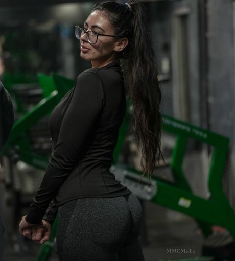 flexwness pretty star picture