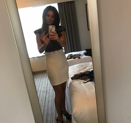 Sharon Cunningham model pics