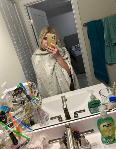 milfyshannon97 top actress picture