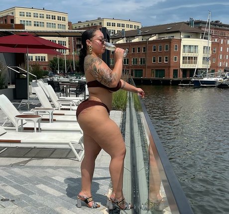 tylea adore model high quality image