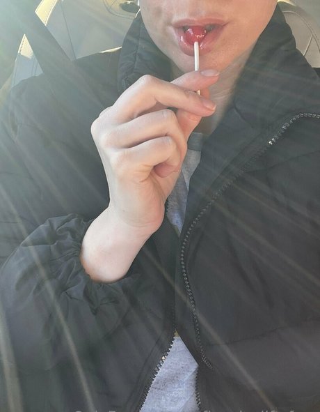 thetoplesstrainer nice actress archive