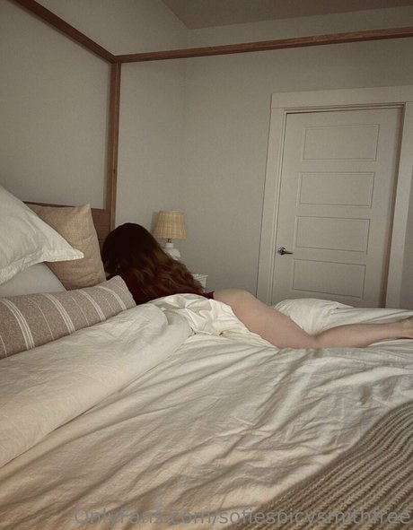 thetoplesstrainer model hot gallery