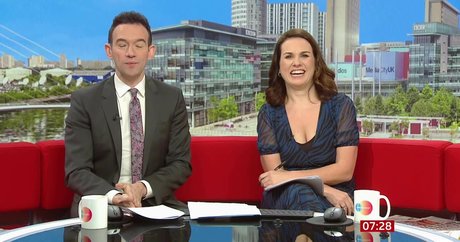 Nina Warhurst free actress photo