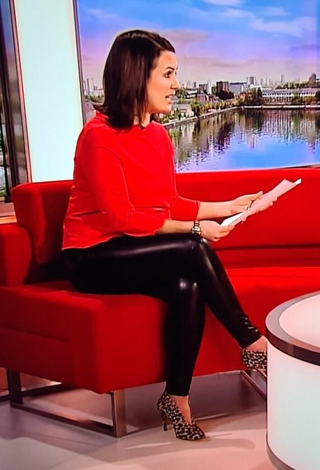 Nina Warhurst nudes actress photo