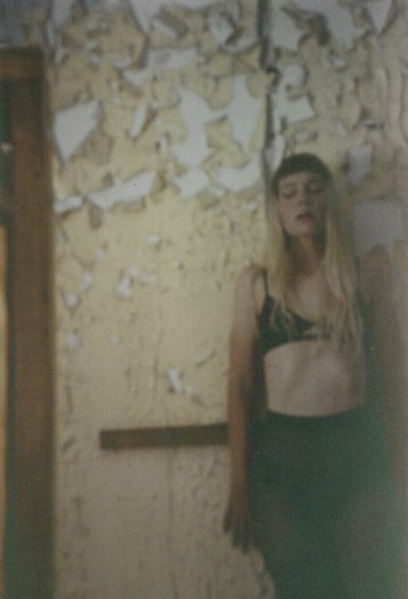 bb apathy hot star image