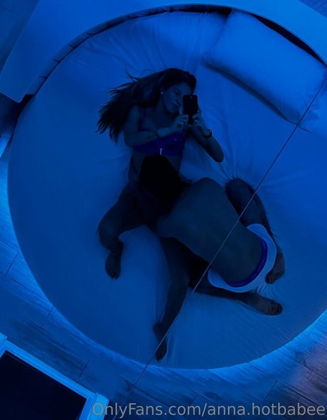 anna hotbabee model erotic archive