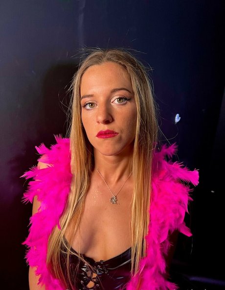 anna hotbabee Quick photo