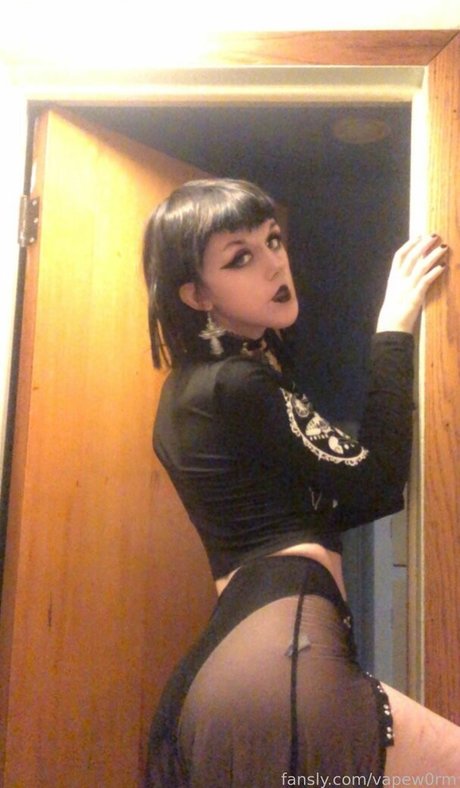 vapew0rm top actress pic