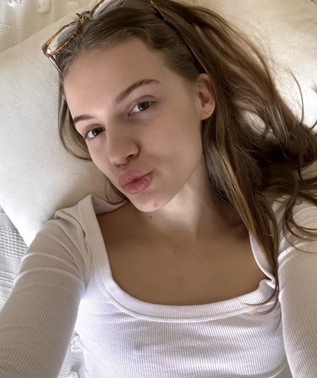 urmaid top star image