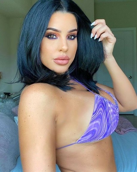 Stephanie Ball sex actress galleries