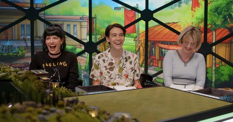 Siobhan Thompson high quality model image