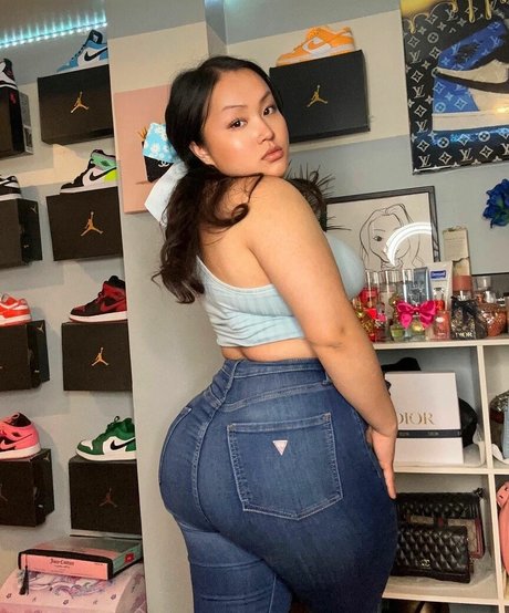 I byaj exclusive actress img