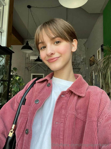 cosplayerkaori actress galleries