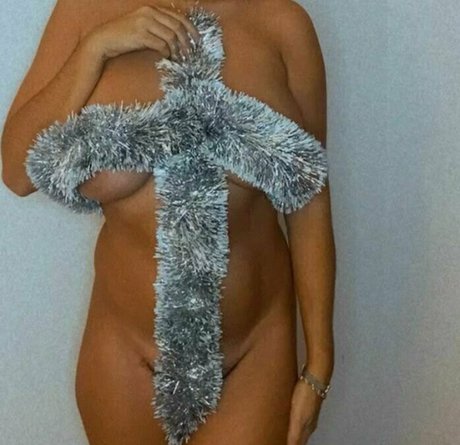 Busty Love nice pornstar pictures