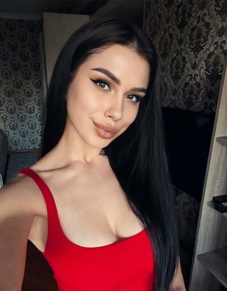 elizabeth natural pornstar erotic picture