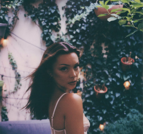 aubreyallia nudes model pic