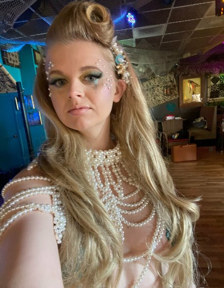 pixievonfleur pornstar images