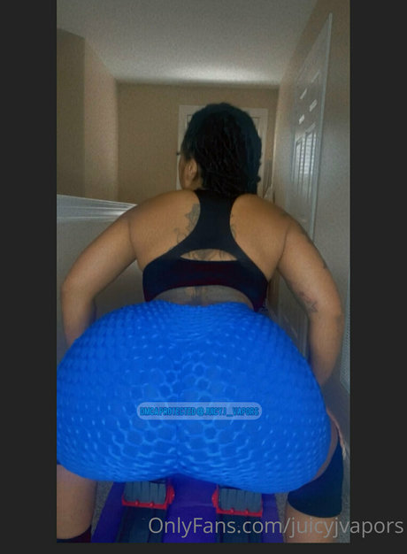 juicyjvapors exclusive model images